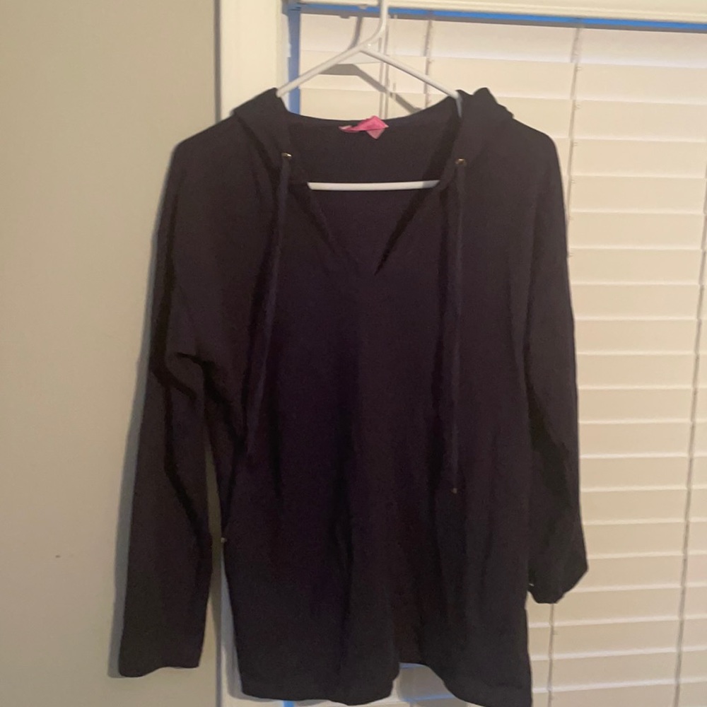 Navy blue gently used Lilly Sweatshirt